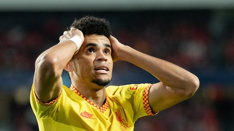 Liverpool-aanvaller Díaz in onderhandeling: 'Wil de beste beslissing nemen'