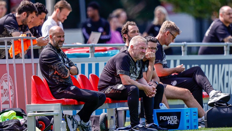 PSV: de een neemt afscheid, de ander debuteert