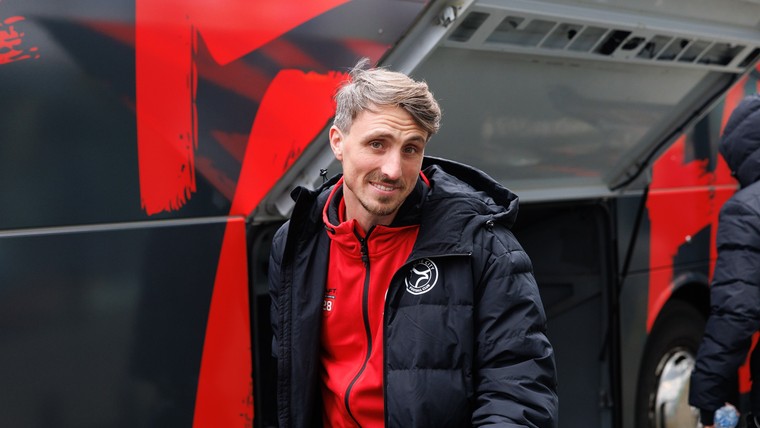 Almere City gunt recordhouder Receveur avontuur in Indonesië 