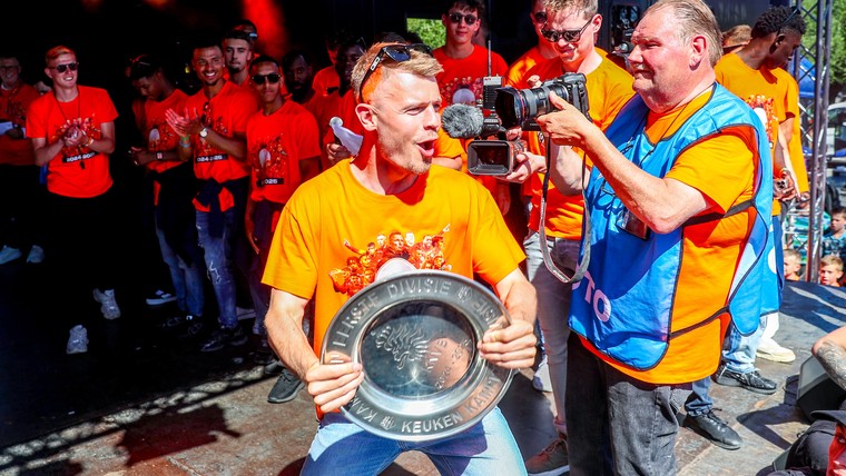 Almere City shopt bij Volendam en brengt broertjes Jacobs samen