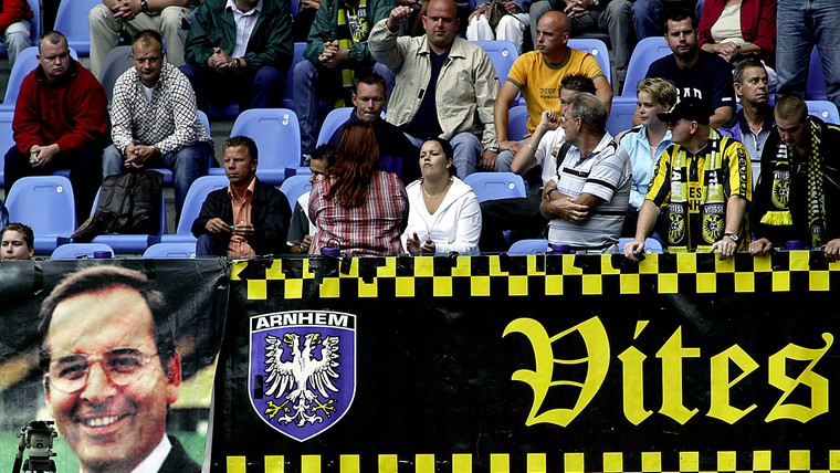 Icoon Aalbers reikt Vitesse helpende hand toe: 'Niet verplicht, wel verstandig'