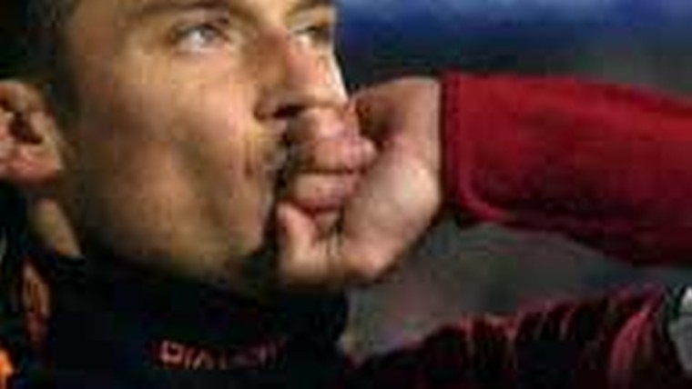 Totti houdt AS Roma in spoor van AC Milan