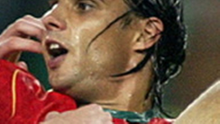 Knieblessure houdt Nuno Gomes aan kant