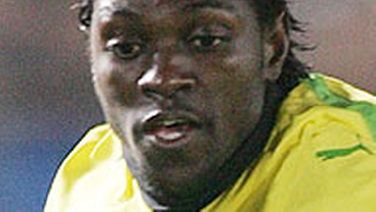 Boze Adebayor blijft toch maar op Afrika Cup