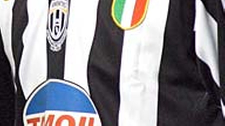 Napoli knikkert Juventus al uit bekertoernooi