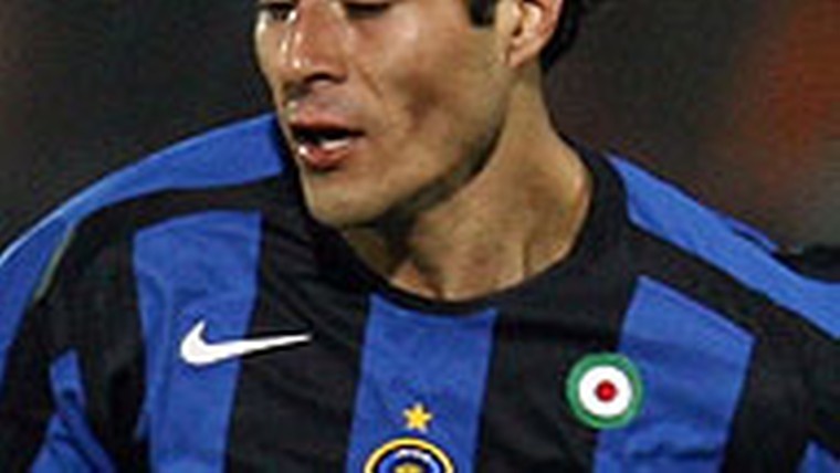 Inter wil verder met Julio Ricardo Cruz
