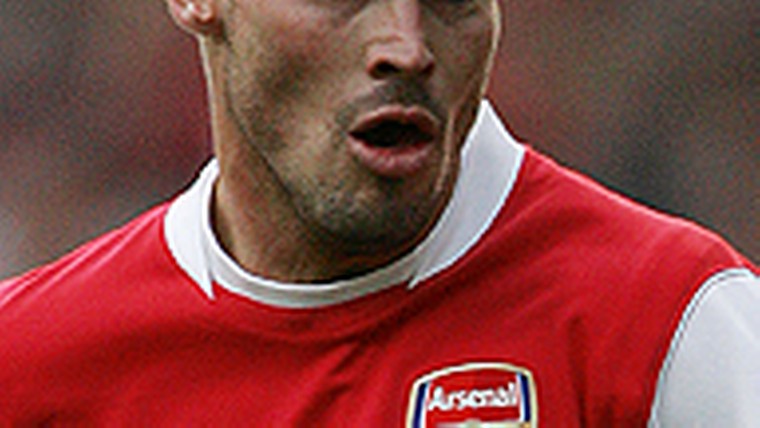 Ljungberg verruilt Arsenal voor stadgenoot