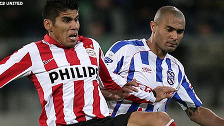 PSV weerstaat Alves, knal Pardo velt VVV