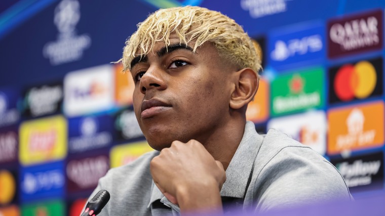 Yamal lacht om vraag: 'Ik vergelijk mezelf niet met Messi'