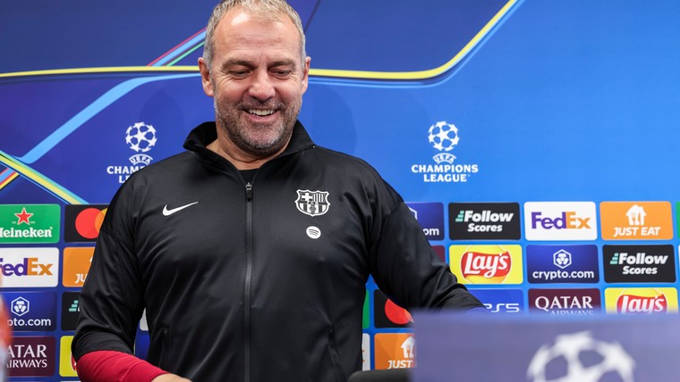 Succescoach Flick: 'Ik wil langer bij Barcelona blijven'