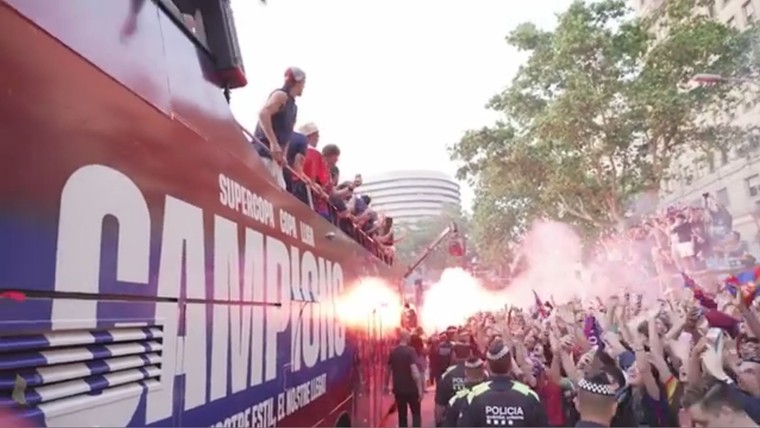 Heerlijk kampioensfeest van Barcelona in beeld