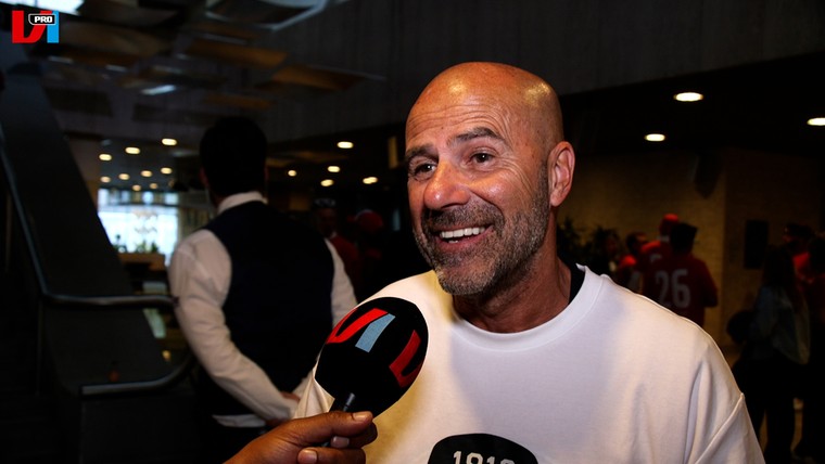 Bosz over het behaalde kampioenschap: 'Trots op onze speelstijl'