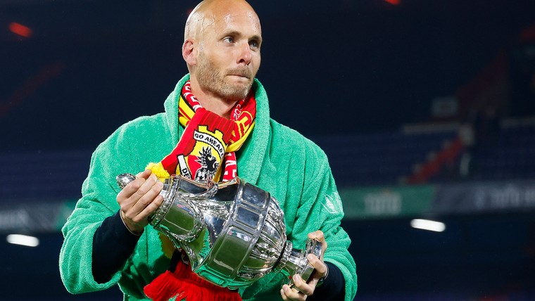 Simonis naar Ajax? 'Met zijn naam komt zo'n kans niet snel meer voorbij'