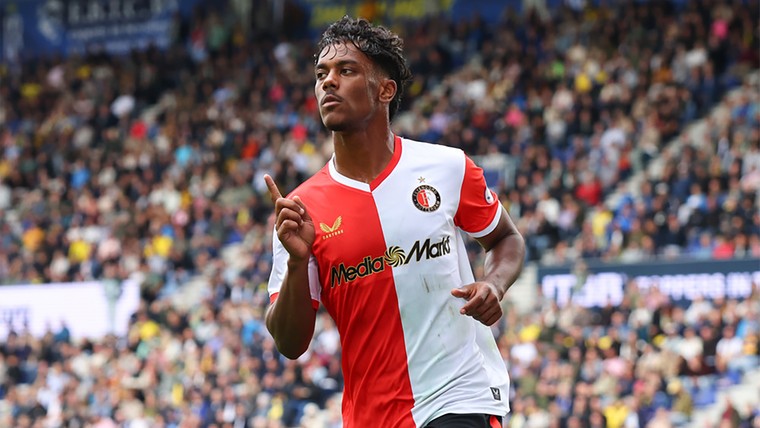 Slory over toekomst: 'Ik wil het liefst bij Feyenoord blijven'