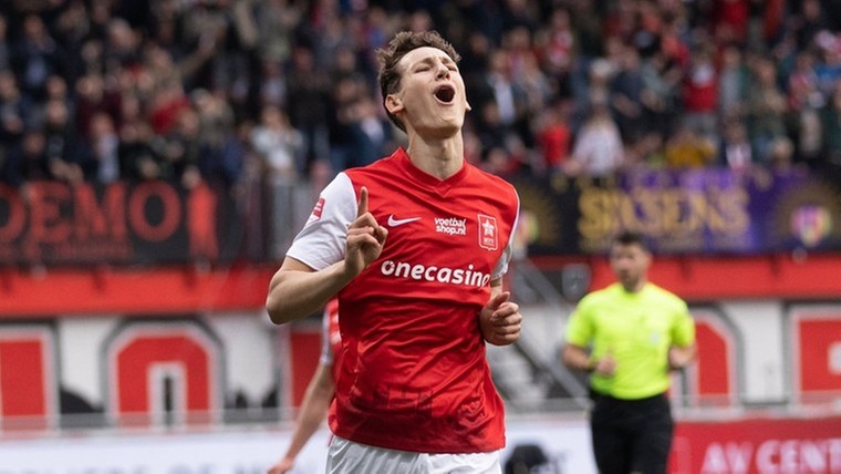 'Van Bommel heeft meer weg van Gakpo dan van Lang'
