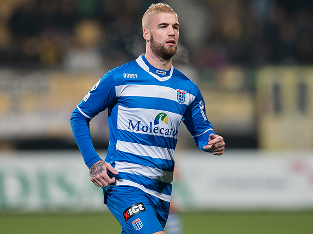 Lars Veldwijk maakte al twaalf treffers voor PEC Zwolle, de spits jaagt op het record van Foeke Booy.