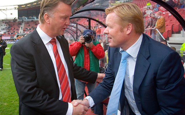 Louis van Gaal en Ronald Koeman op 22 oktober 2006 als trainer van respectievelijk AZ en PSV.