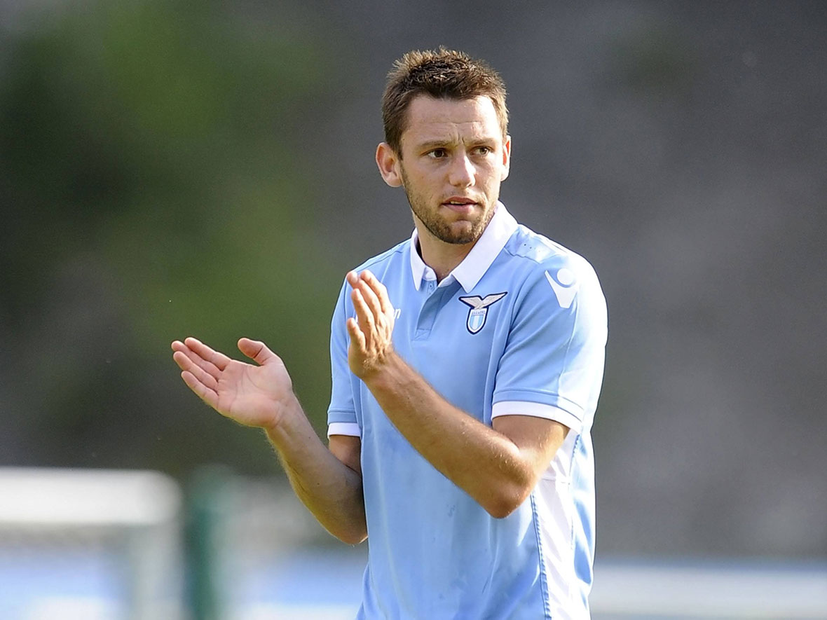 Stefan de Vrij speelt nu nog in het shirt van Lazio. 