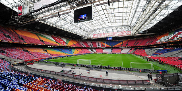 De Amsterdam Arena, afgelopen seizoen nog het decor van de Europa League-finale tussen Chelsea en Benfica, moet het EK 2020 naar Nederland halen.