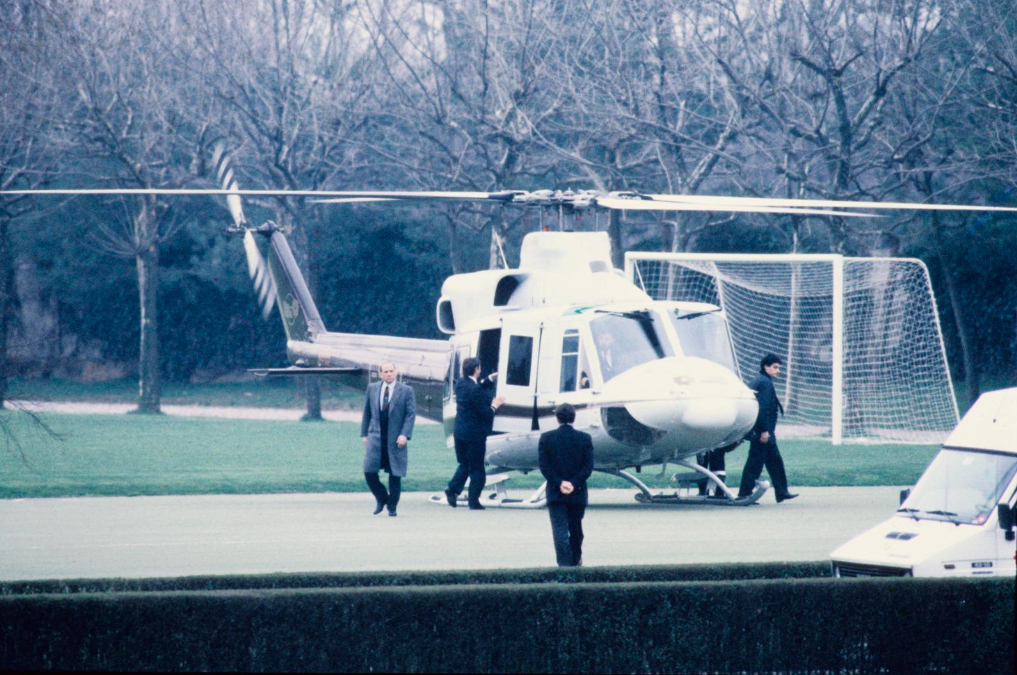 Silvio Berlusconi komt zijn troepen inspecteren op Milanello.