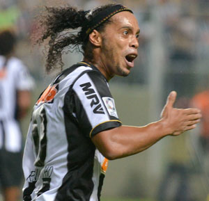 Ronaldinho in het shirt van Atlético Mineiro.