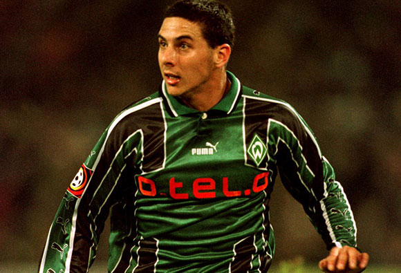 Claudio Pizarro begon in 1999 bij Werder Bremen aan zijn eerste buitenlandse avontuur.
