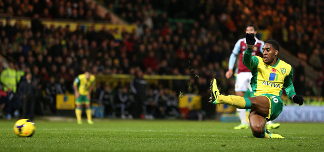 Fer glijdt namens Norwich de 3-1 binnen de touwen