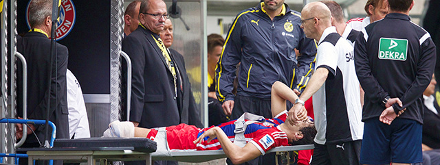 Bayern vreest voor een zware knieblessure van Javi Martínez.