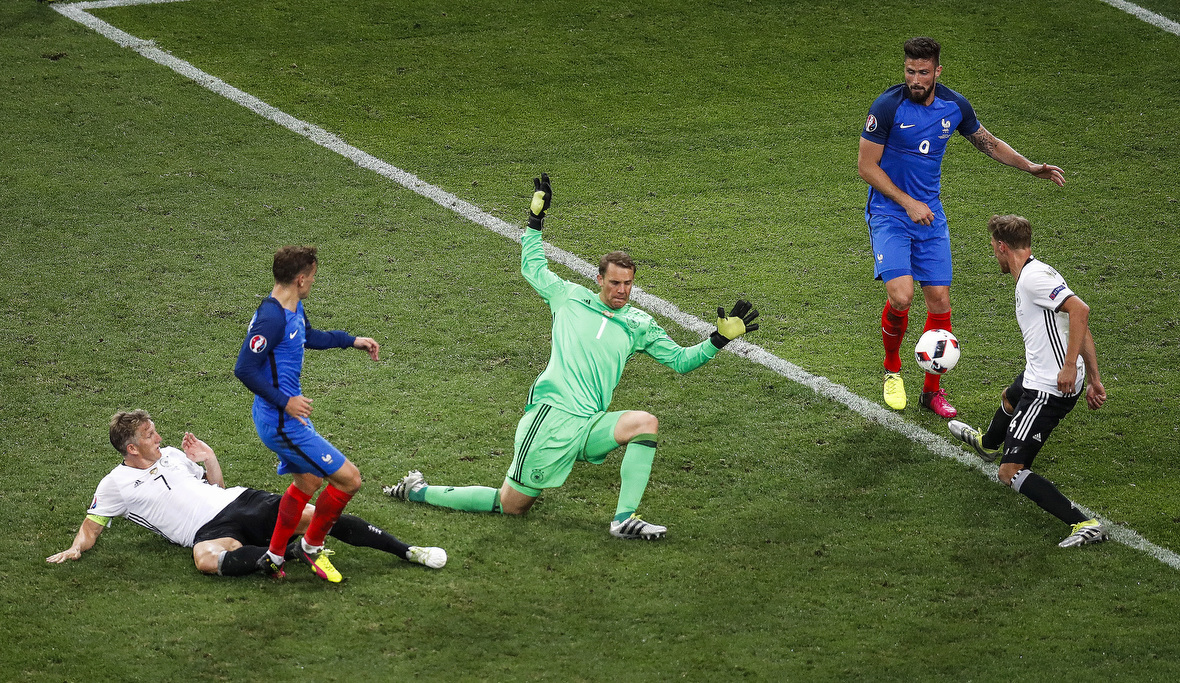 In de 72ste minuut zorgt Antoine Griezmann voor de beslissing. De aanvaller zorgt met zijn tweede doelpunt van de avond voor de 2-0 voorsprong voor Frankrijk.