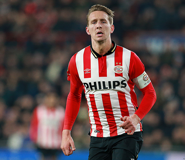 Luuk de Jong is tegen SC Heerenveen goed voor zes doelpunten en één assist.