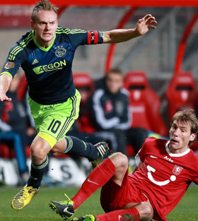 Siem de Jong tijdens de editie van vorig seizoen, toen Ajax met 2-0 won bij FC Twente.
