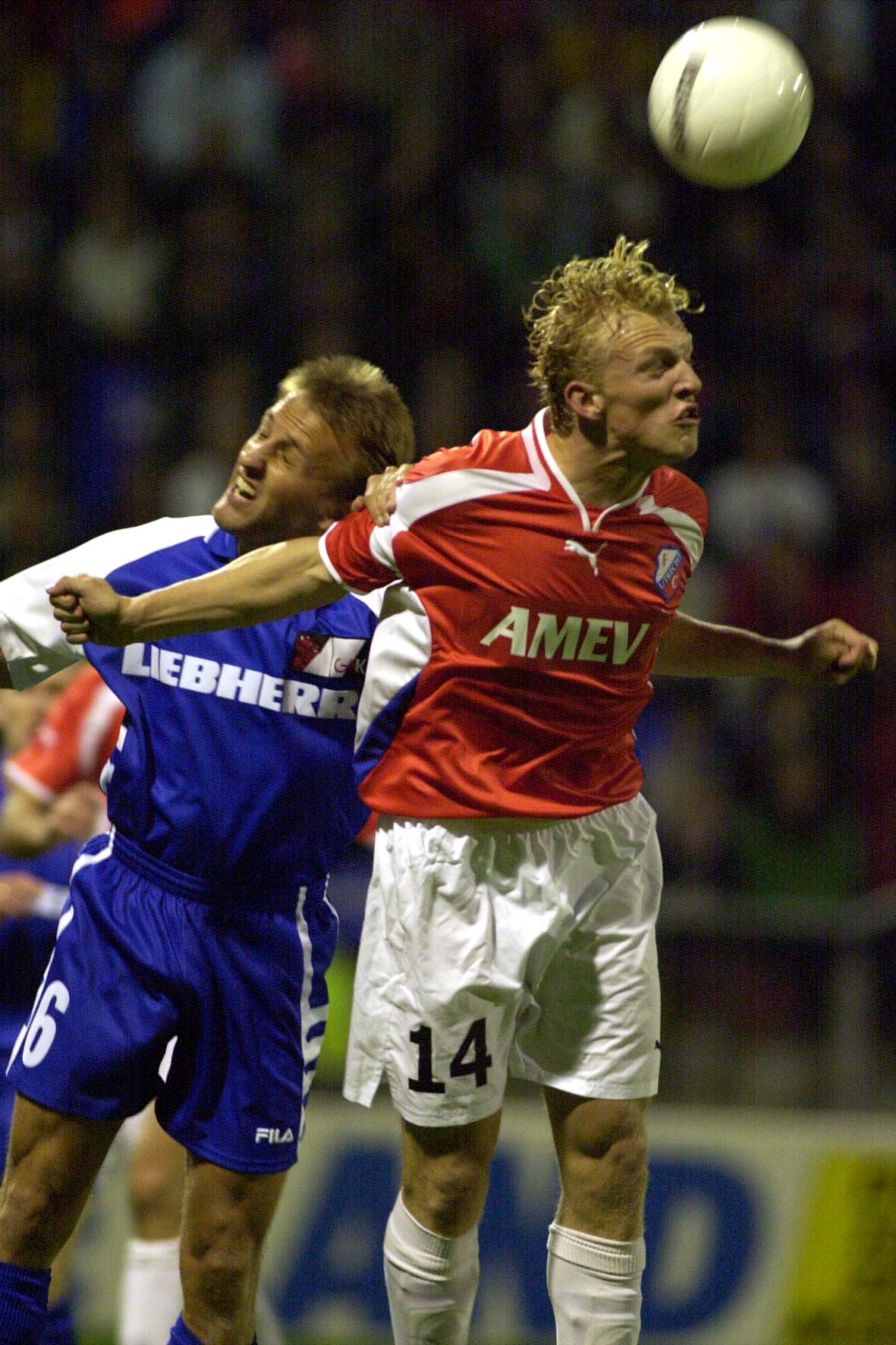 Dirk Kuijt op 20 september 2001 tijdens de heenwedstrijd tegen Grazer AK in Stadion Galgenwaard (3-0).