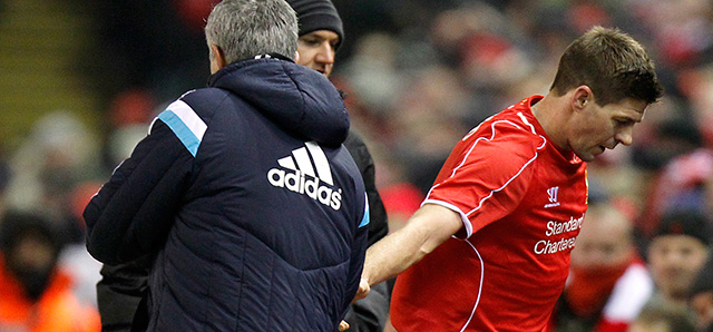 José Mourinho en Steven Gerrard, alom respect.