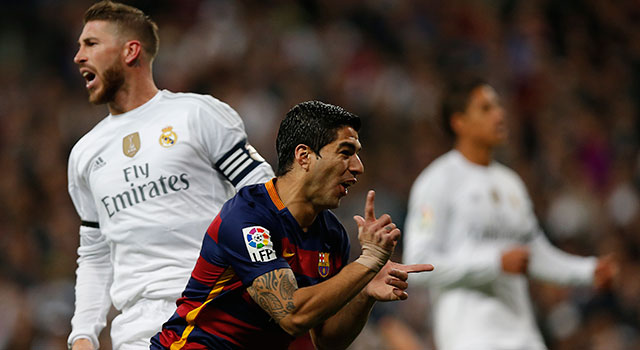 In november won Barcelona op bezoek bij Real Madrid met 4-0 mede dankzij twee treffers van Luis Suárez.