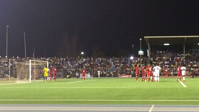 Curaçao was de bovenliggende partij in het Ergilio Hato Stadion, waar Cuba een rode muur optrok.