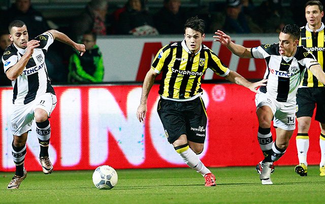 Valeri Qazaishvili is de enige speler in de Vitesse-selectie met een Eredivisie-goal tegen FC Twente.