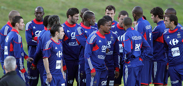 Tijdens het WK 2010 in Zuid-Afrika liepen de gemoederen in het Franse kamp hoog op.