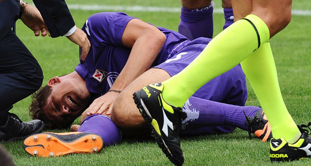 Mario Gomez na het fatale moment in het Serie A-duel met Cagliari. 