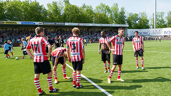Sparta druipt in 2014 af nadat FC Dordrecht in de derde ronde van de play-offs over twee wedstrijden te sterk is en naar de Eredivisie promoveert.