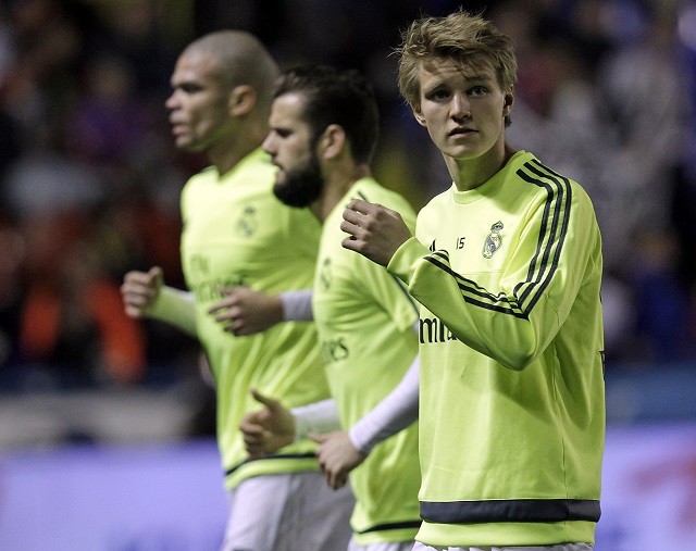 Martin Ødegaard mag alweer vertrekken bij Real Madrid. Het Noorse talent kan naar Duitsland, maar wil zelf liever naar Liverpool.