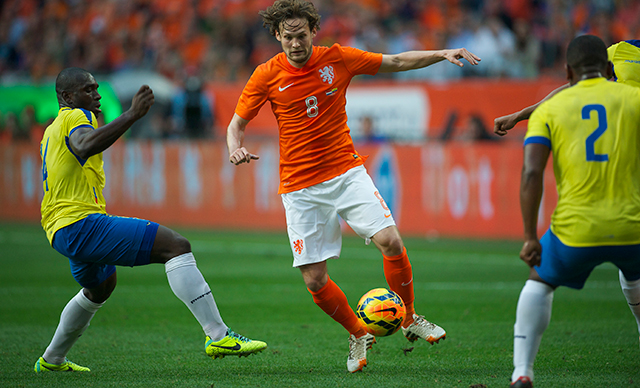 Daley Blind in actie tijdens de eerste helft.