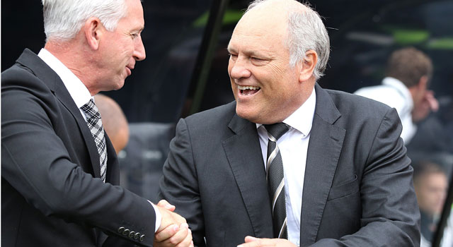 Alan Pardew kwam als winnaar uit de strijd tegen Martin Jol.