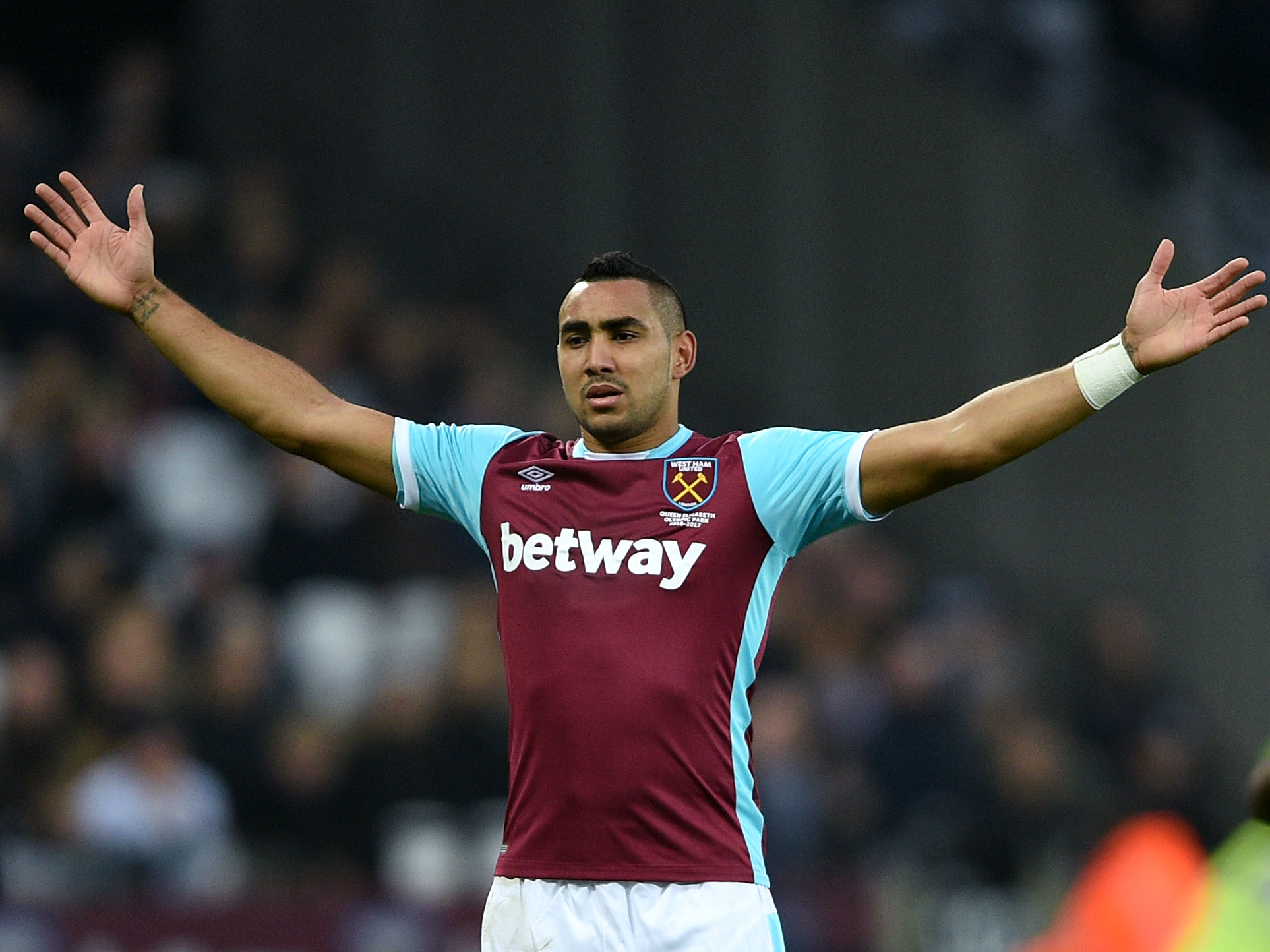 Manchester United en Arsenal hebben interesse in Dimitri Payet. 