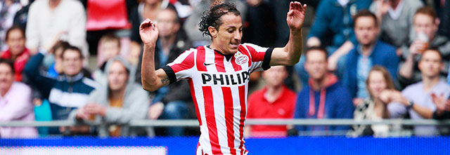 Aankoop Andrés Guardado speelde direct 75 minuten mee op het middenveld van PSV. Met een goede pass stond hij aan de basis van de openingstreffer.