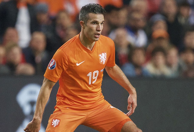 Robin van Persie is de topscorer aller tijden van het Nederlands elftal, maar wordt door bondscoach Danny Blind al een hele poos genegeerd. Onbegrijpelijk, vindt Ugur Yildirim.