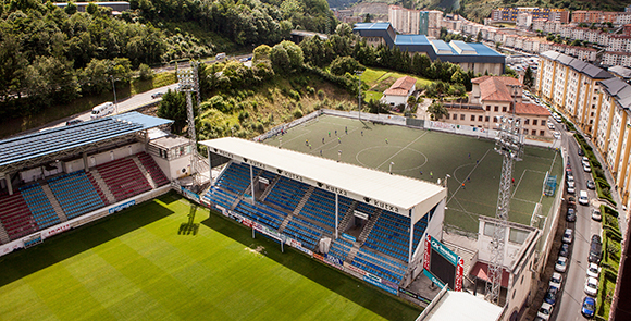 Het stadion van Eibar, verkapt pleintjesvoetbal in de Primera División.