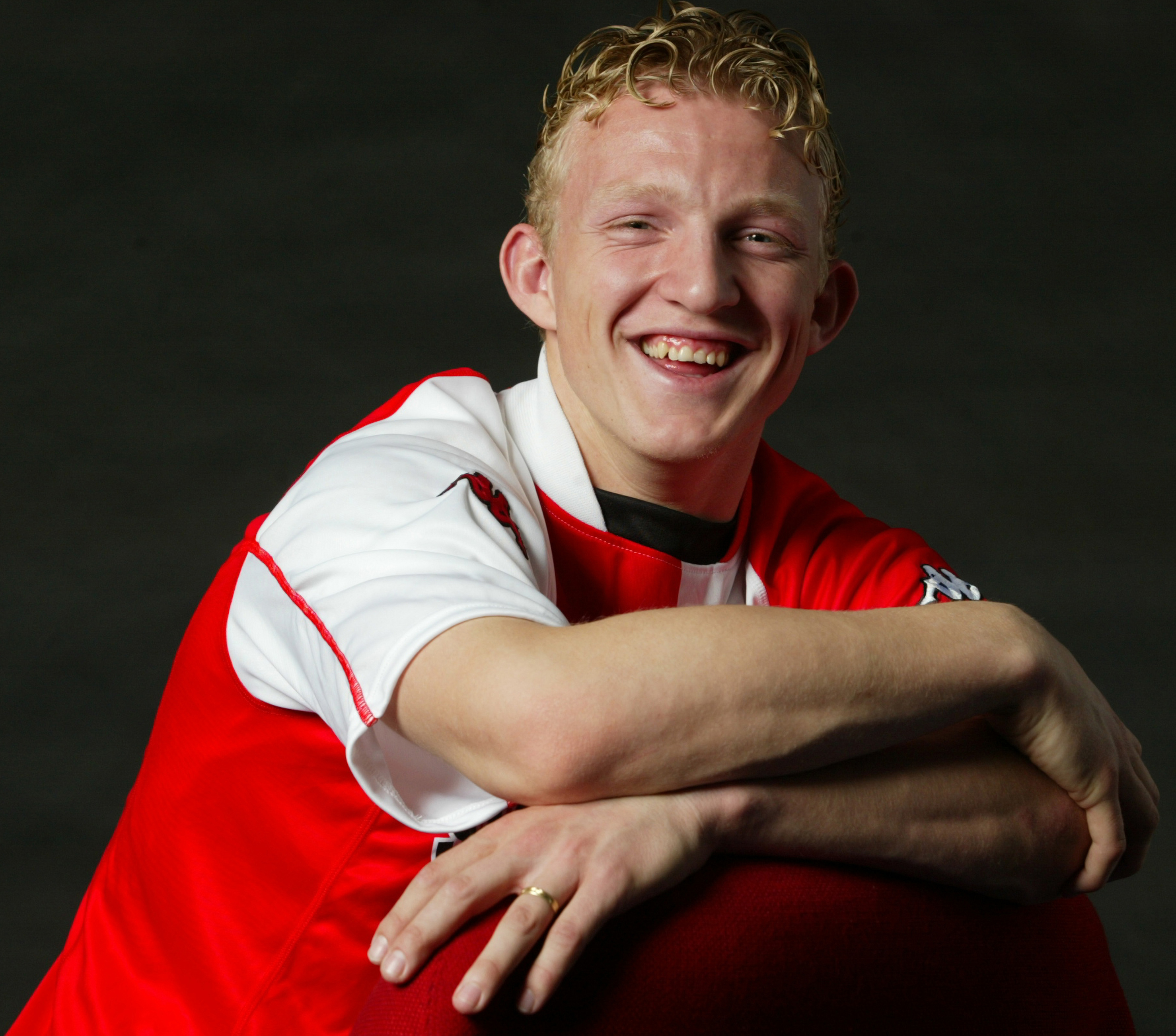 Feyenoord neemt Dirk Kuijt in de zomer van 2003 over van FC Utrecht. De geboren Katwijker zou in Rotterdam uitgroeien tot een ware club held.