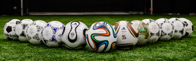 De WK-ballen van Adidas.
