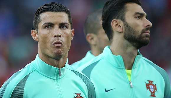 Cristiano Ronaldo loste in negentig minuten geen enkel schot op doel.