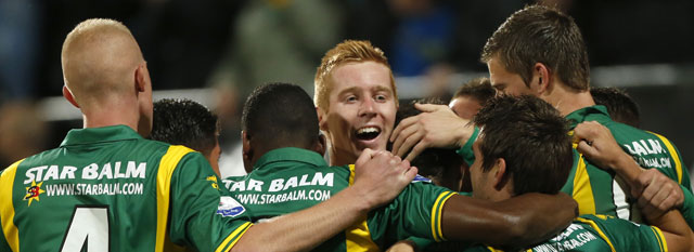 ADO den Haag viert feest na een treffer